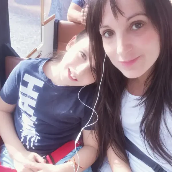 Rocio Ubero e hijo
